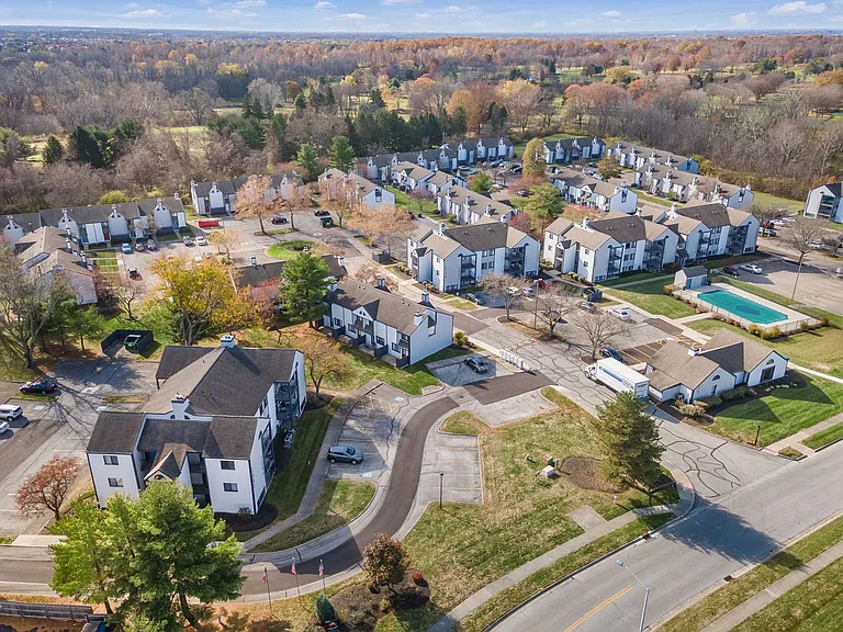 Stoney Creek Apartments — Photo 20