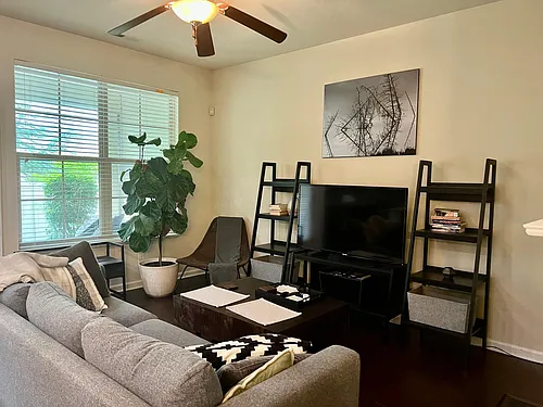103 Marsena Ln Photo 1