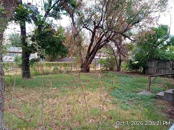4th image of 1214 SW 25th Pl