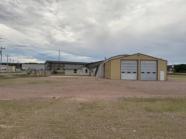1305 Buckaroo St, Newcastle, WY 82701