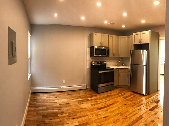 2nd image of 113-39 Farmers Blvd