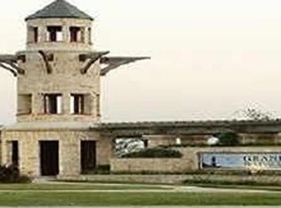 2716 Cove Dr, Grand Prairie, TX 75054