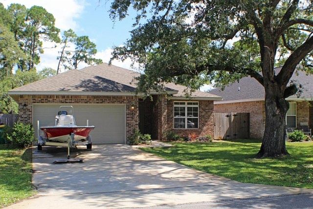 1st image of 1545 Valparaiso Blvd