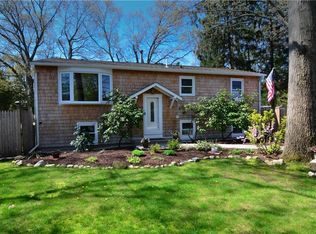 450 Long St, Warwick, RI 02886