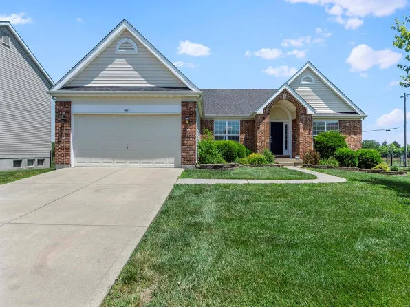 4112 Bassen Dr, Swansea, IL 62226