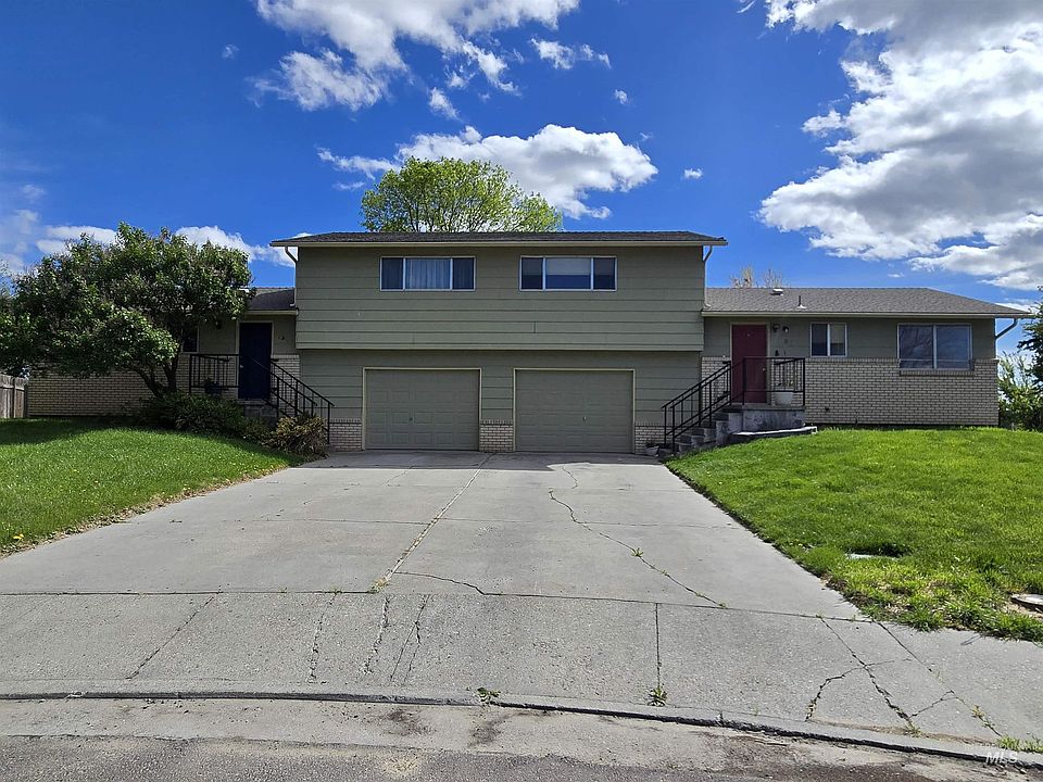1st image of 796 Skyhawk Dr