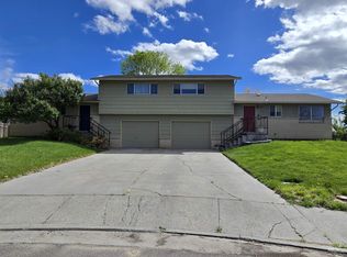 798 Skyhawk Dr, Ontario, OR 97914