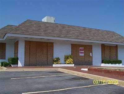 1st image of 1300 S Main St