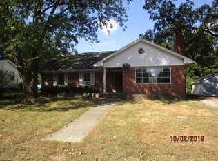 535 E 10th St, Mount Vernon, IN 47620