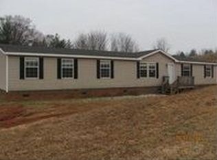 390 Rab Rd, Purlear, NC 28665