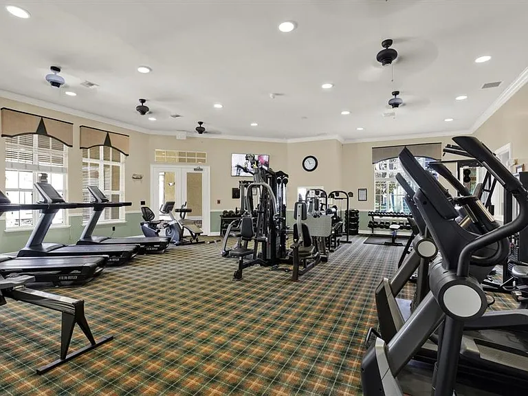 10201 Courtney Palms Blvd #304 — Photo 43