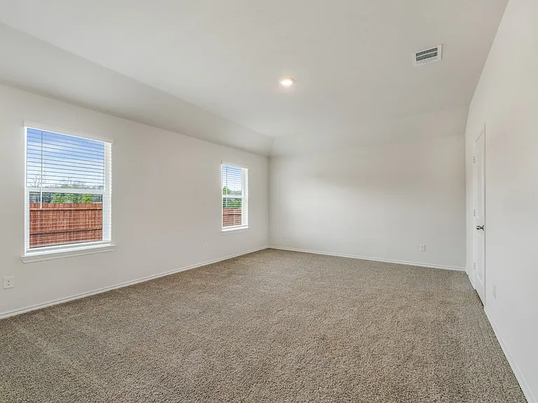 1511 Brooke Dr — Photo 5