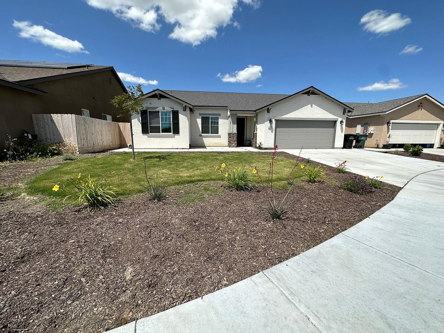 1326 Sawtooth Pl, Hanford, CA 93230 Zillow