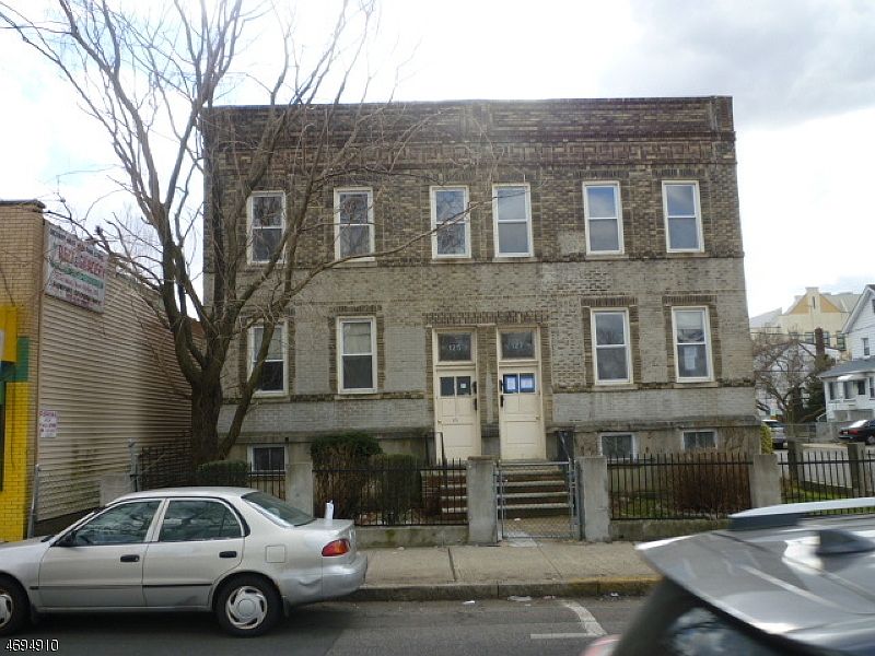 1st image of 125-27 TREMONT AVE #4