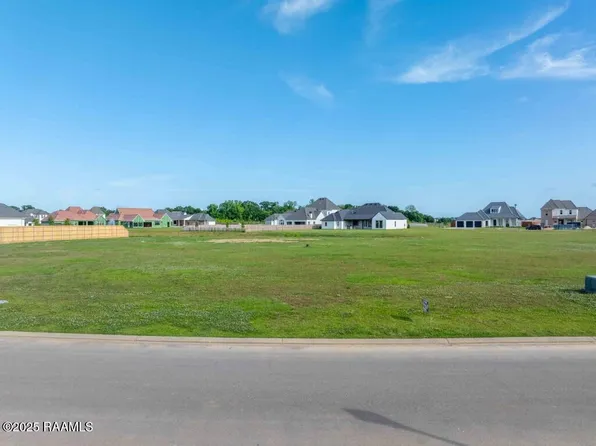 204 Ivy Cottage Dr, Youngsville, LA 70592