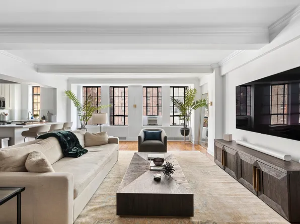 350 West 57th Street image 1 of 5