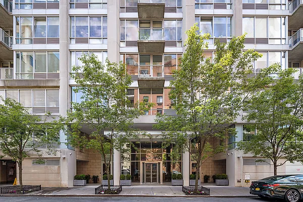 The Chelsea Club