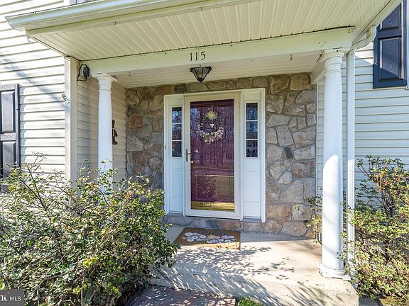 3rd image of 115 Saddle Brook Dr
