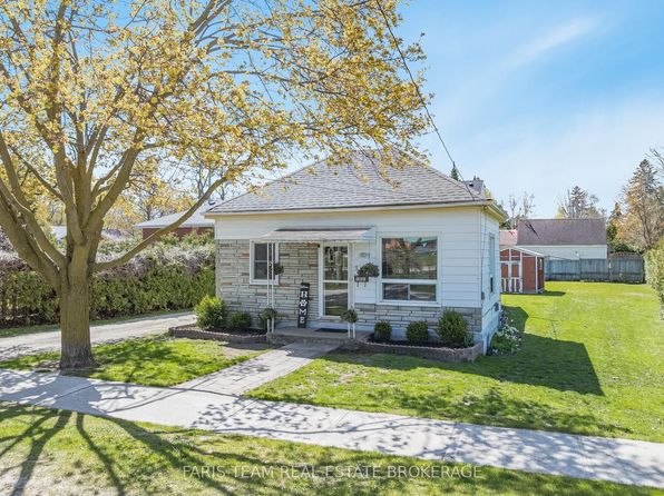 32 Lorne Ave, Collingwood, ON L9Y 2B6