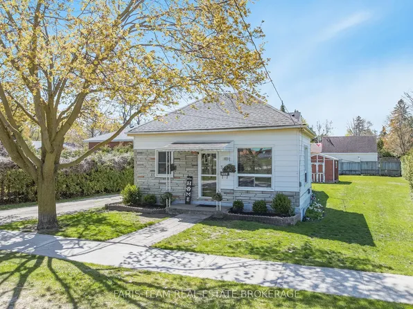 32 Lorne Ave, Collingwood, ON L9Y 2B6