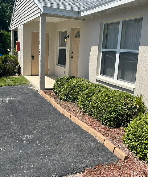 1839 Highland Rd — Photo 1