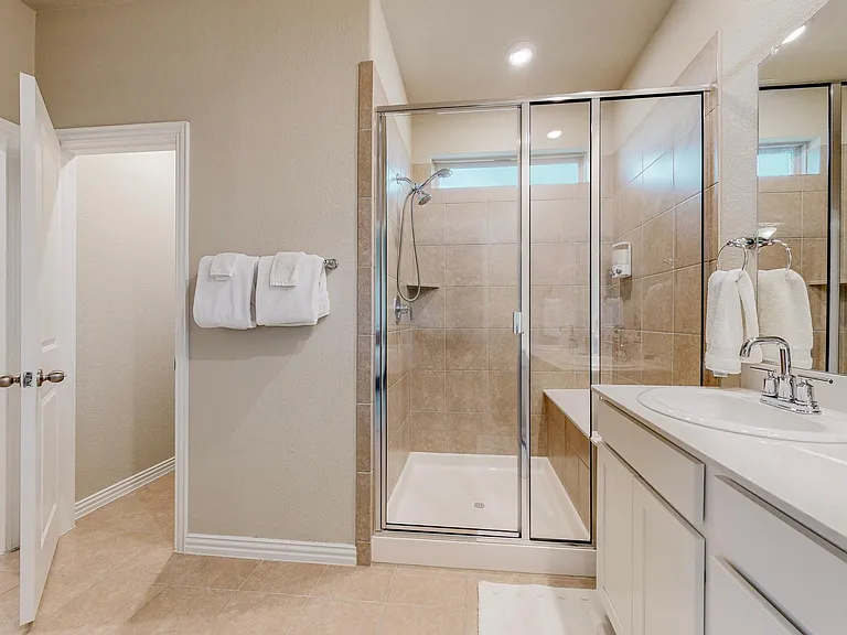 7524 Redondo Dr — Photo 22
