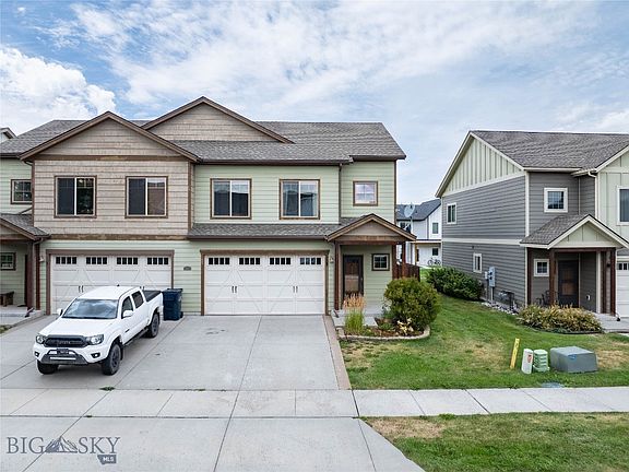 2nd image of 833 Rosa Way Unit B