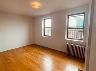 28-21 33rd St #4A, Astoria, NY 11103