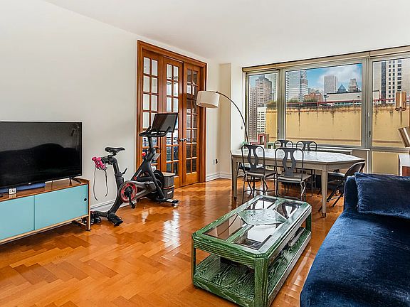 5th image of 401 E 60th St APT 14C