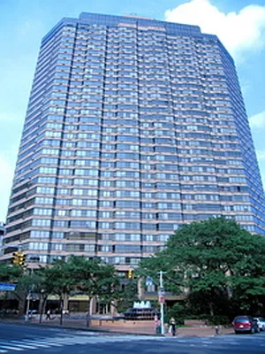 Rented by Luxury Habitat | media 51