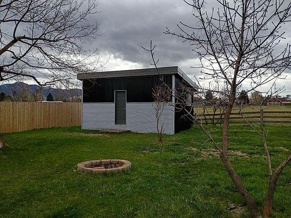2nd image of 1090 Vito Ln
