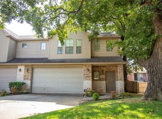 4228 Towne Lake Ct, Irving, TX 75061