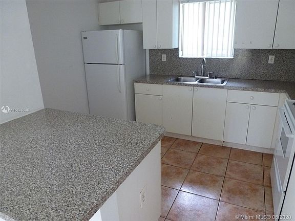 5th image of 5447 NW 4th Ave #A