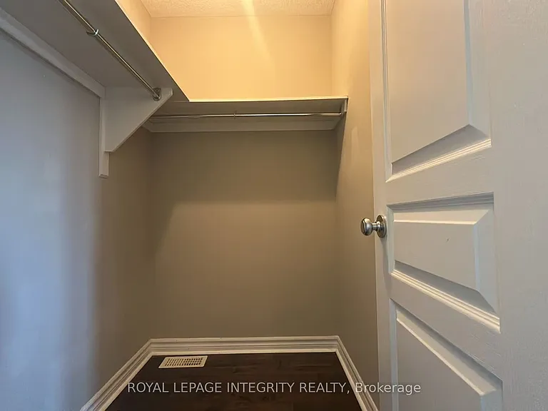 6067 N Bluff Dr — Photo 20