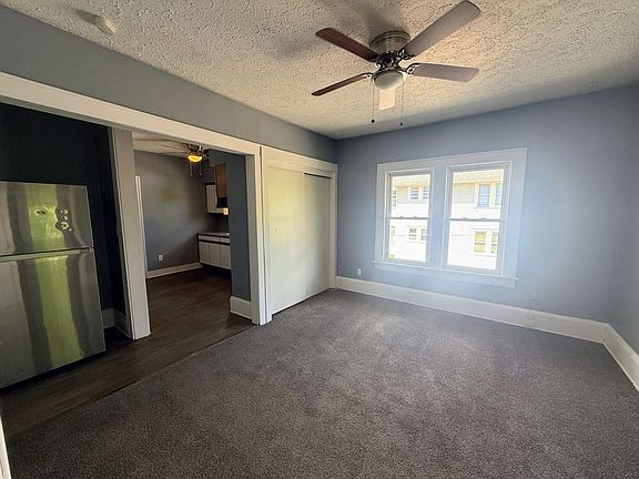 3rd image of 1224 Pondview Ave #3