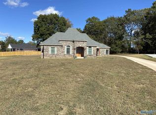 7 Ivy Dr, Fayetteville, TN 37334