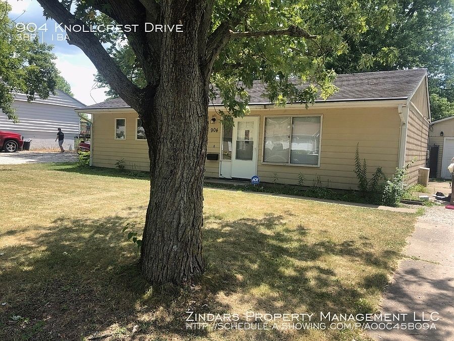 1st image of 904 Knollcrest Dr