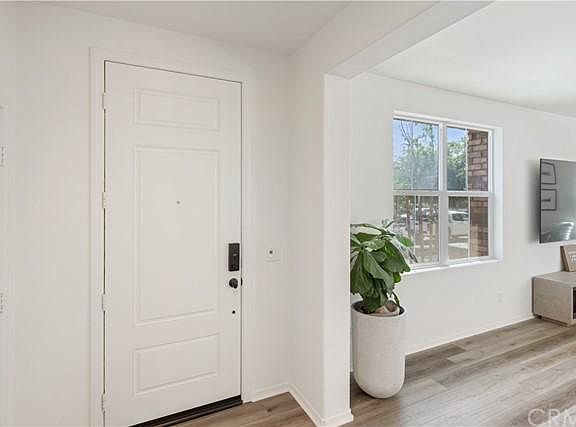 4th image of 2781 E Kendall Ln