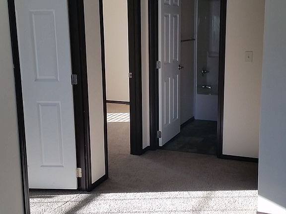Hall to 3 more Bedrooms