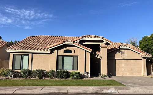 187 W Amanda Ln Photo 1