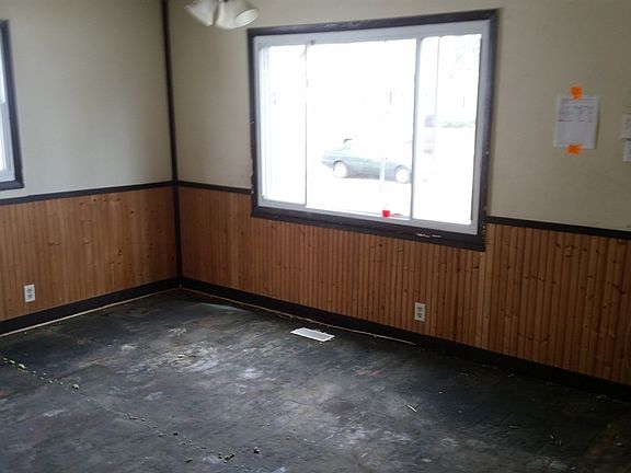 3rd image of 805 S Edison Ave