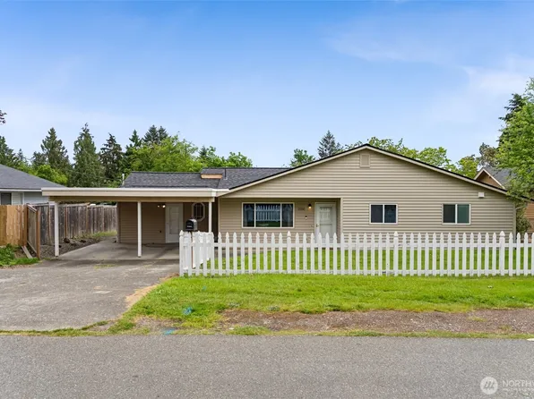 2230 Eastview Avenue NE, Bremerton, WA 98310
