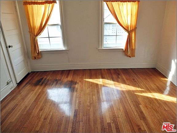 4th image of 1642 S Berendo St