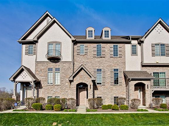 3rd image of 260 Regency Ct Unit E