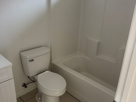 2nd image of 323 W Polk St #B