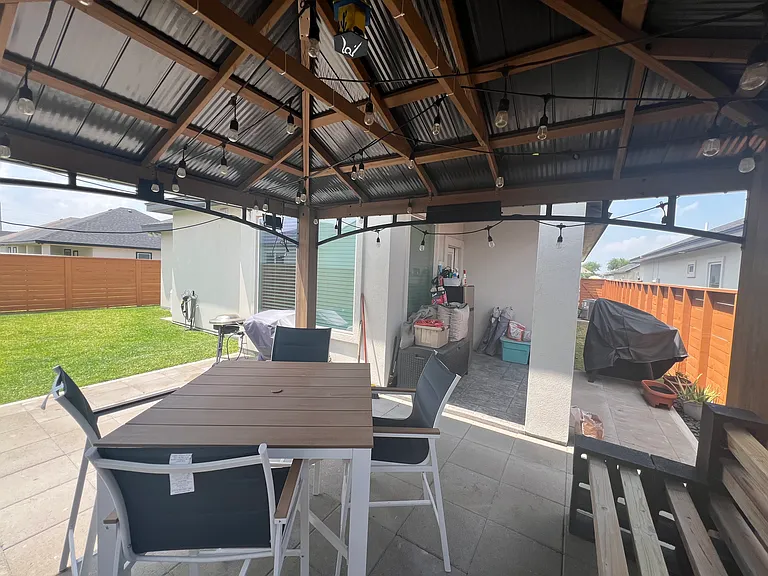 2700 E Comal Rd — Photo 16