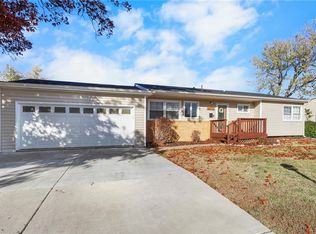 1612 Brown Ave, Osawatomie, KS 66064