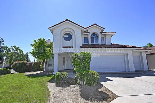2233 E Christopher Dr Photo 1