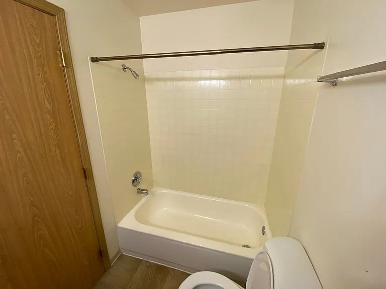 2315 Eureka St — Photo 9