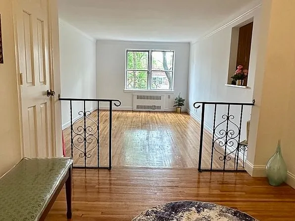915 E 17th St #312C, Brooklyn, NY 11230